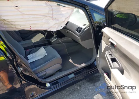 2009 Honda Civic Lx z USA, uszkodzony, nr VIN 1HGFA16599L008577